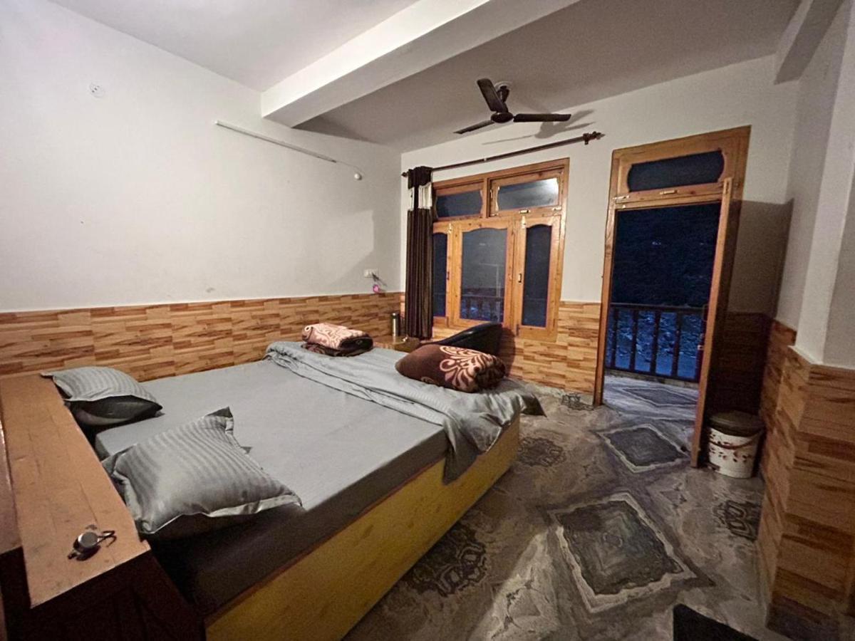 فندق Flipsyde Retreat كاسول المظهر الخارجي الصورة