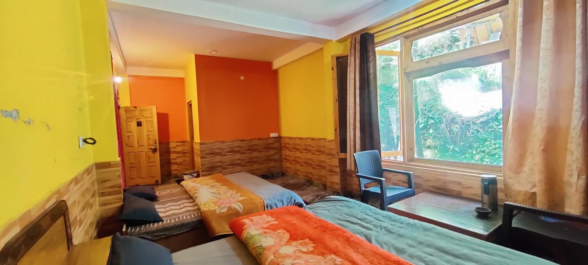 فندق Flipsyde Retreat كاسول المظهر الخارجي الصورة