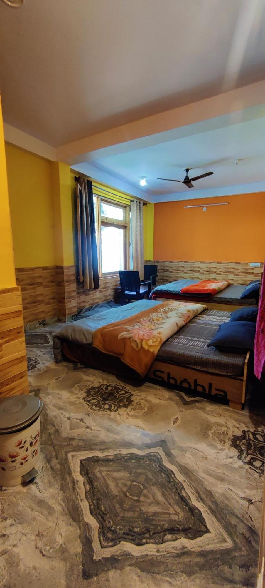 فندق Flipsyde Retreat كاسول المظهر الخارجي الصورة