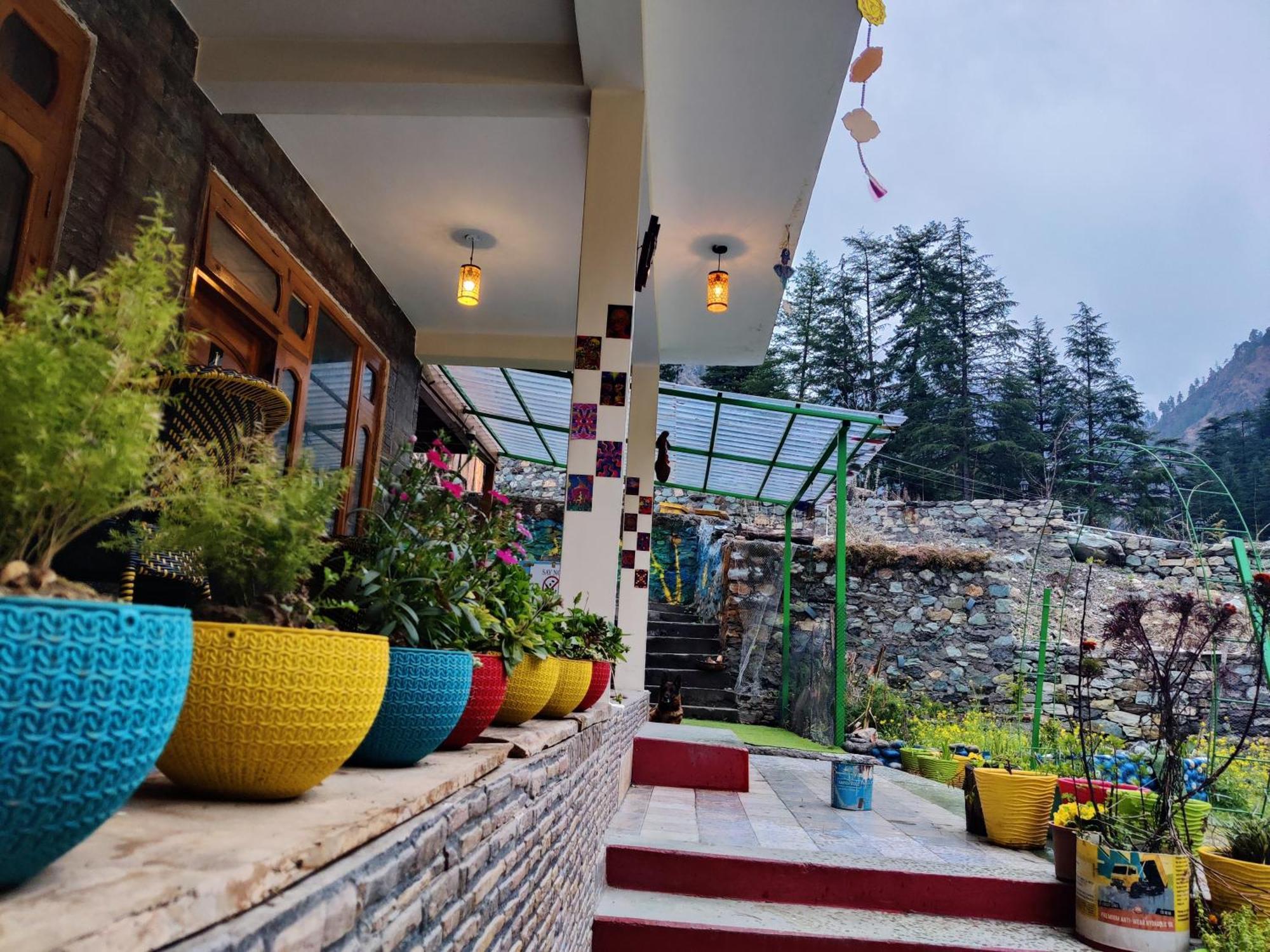 فندق Flipsyde Retreat كاسول المظهر الخارجي الصورة